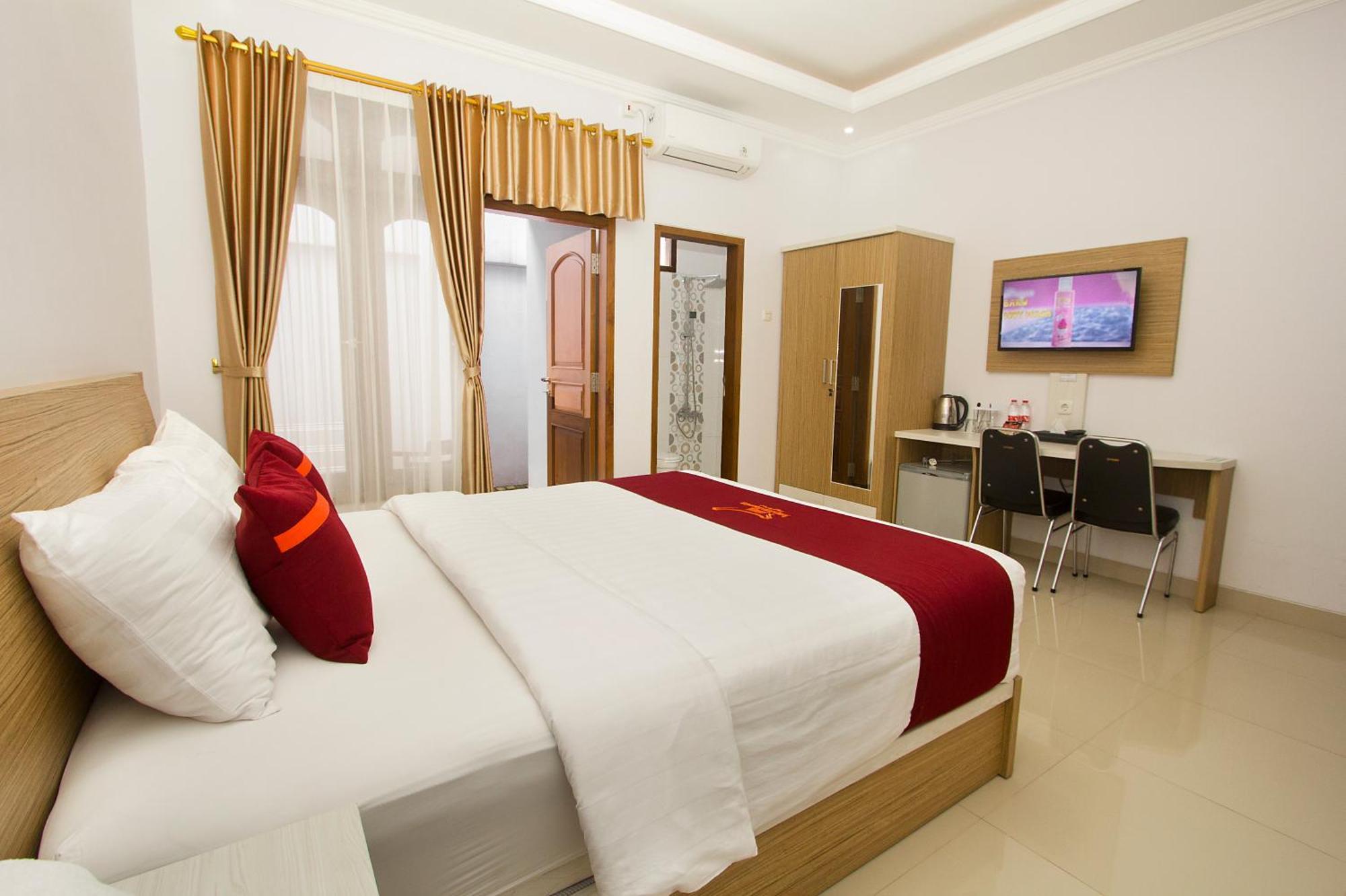 Banua Raya Homestay Jogjakarta Buitenkant foto